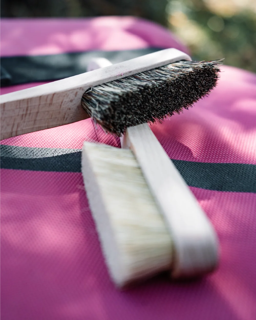 wood climbing brush with boar hair